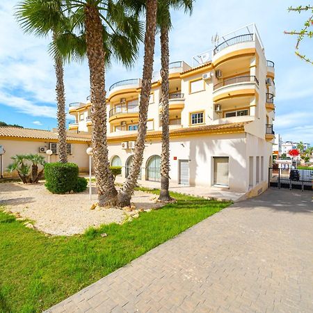 Villamartin Apartment. Excellent Location For Golfers, Cyclists And Hikers Extérieur photo