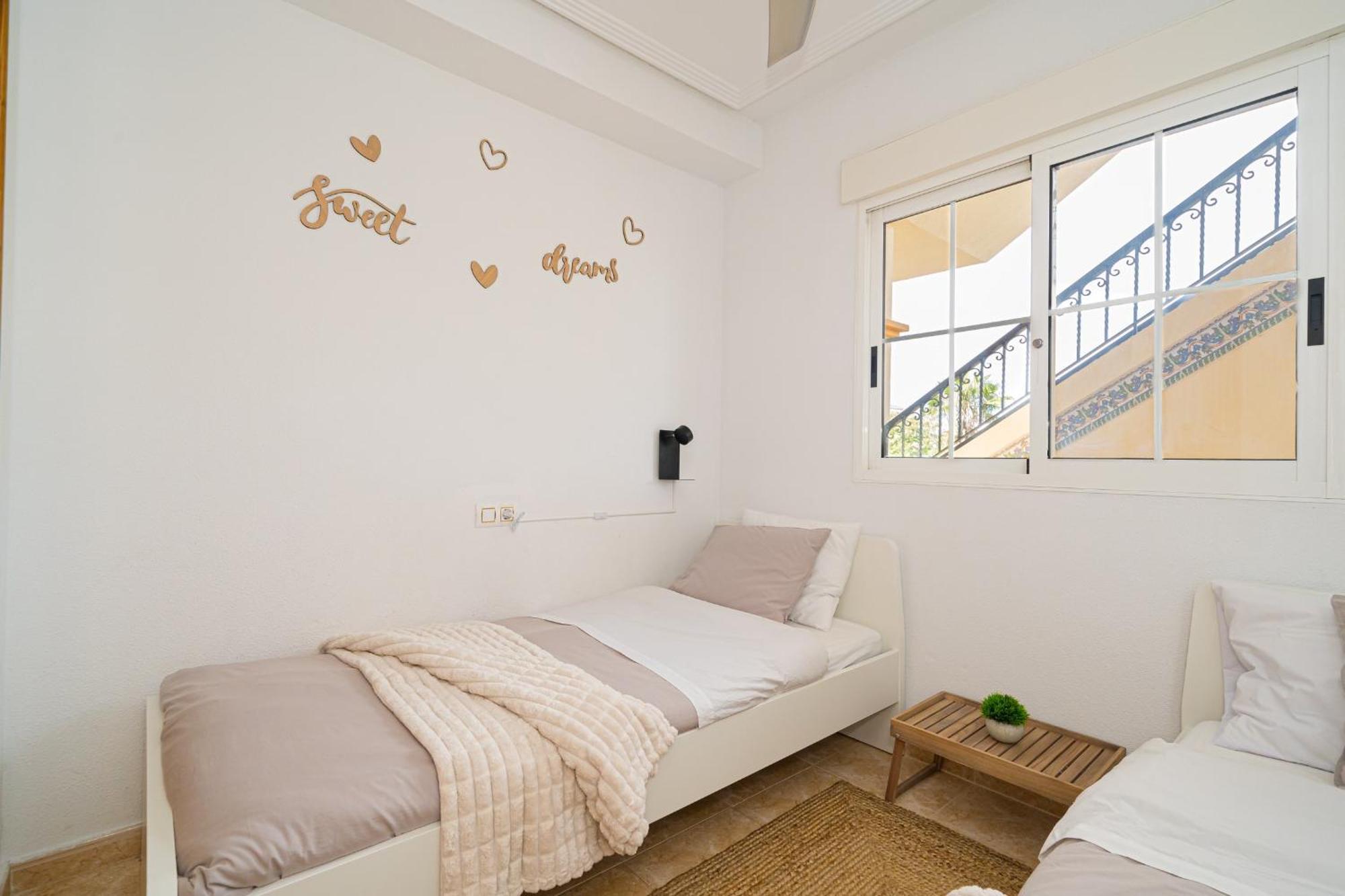 Villamartin Apartment. Excellent Location For Golfers, Cyclists And Hikers Extérieur photo